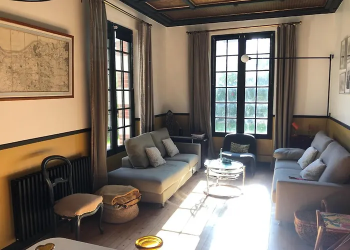 Centre Et Le Mascaret *