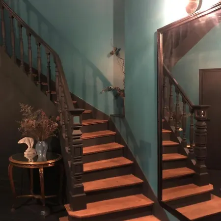 Centre Et Le Mascaret *